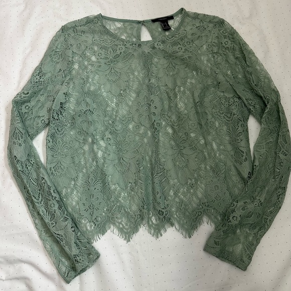 GREEN LACE TOP - Picture 1 of 2